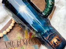 Load image into Gallery viewer, "What Child Is This? " Christmas Carol Design with Christmas Wreath Handle