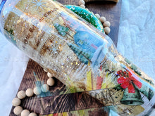 Load image into Gallery viewer, "Peace on Earth" Christmas Carol Design with Christmas Wreath Handle