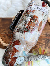 Load image into Gallery viewer, 40oz Cowhide and Barn Wood Floral Design