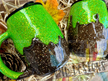 Load image into Gallery viewer, Candy Apple Mug with Drip