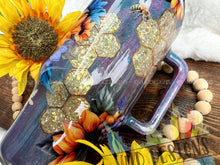 Load image into Gallery viewer, Queen Bee Floral Glitter Tumbler
