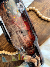 Load image into Gallery viewer, 40oz Earth Angel Floral Design
