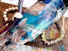 Load image into Gallery viewer, 40oz Mermaid Scrapbook Design with 3-D Mermaid Tail Handle
