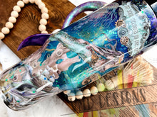 Load image into Gallery viewer, 40oz Mermaid Scrapbook Design with 3-D Mermaid Tail Handle
