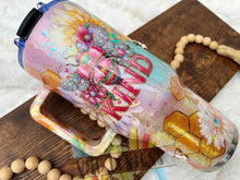 Load image into Gallery viewer, Be Kind 40oz Tumbler design

